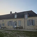 - 12 Pers. - Fr-1-497-262 Courgeout