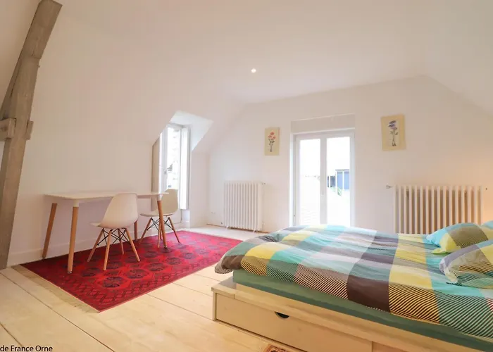 Grande Maison Avec Jacuzzi, Animaux Admis, Proche Mortagne-au-perche - Fr-1-497-262 Holiday home